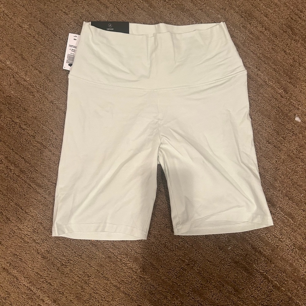 Aritzia biker shorts
